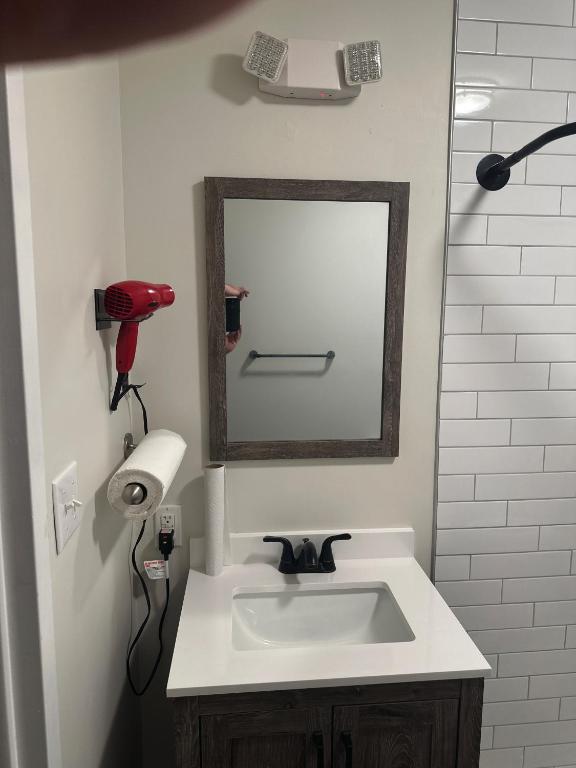 Pine Mountain Inn - Deluxe Double Room (1 Adult + 1 Child)