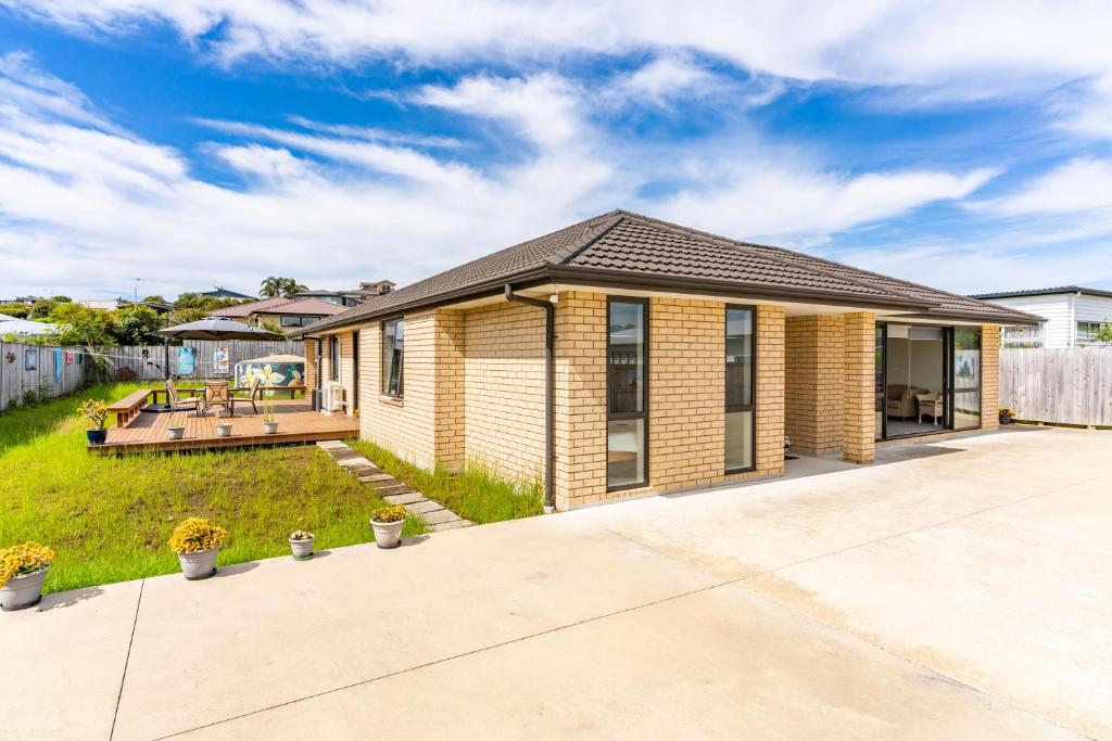 Summertime Bliss Mangawhai Heads Holiday Home, Mangawhai (updated prices 2024)