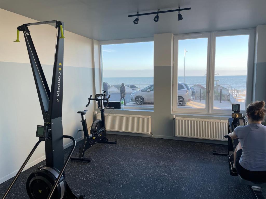 Fitness centrum a/nebo fitness zařízení v ubytování Beau Rivage Hôtel-Restaurant