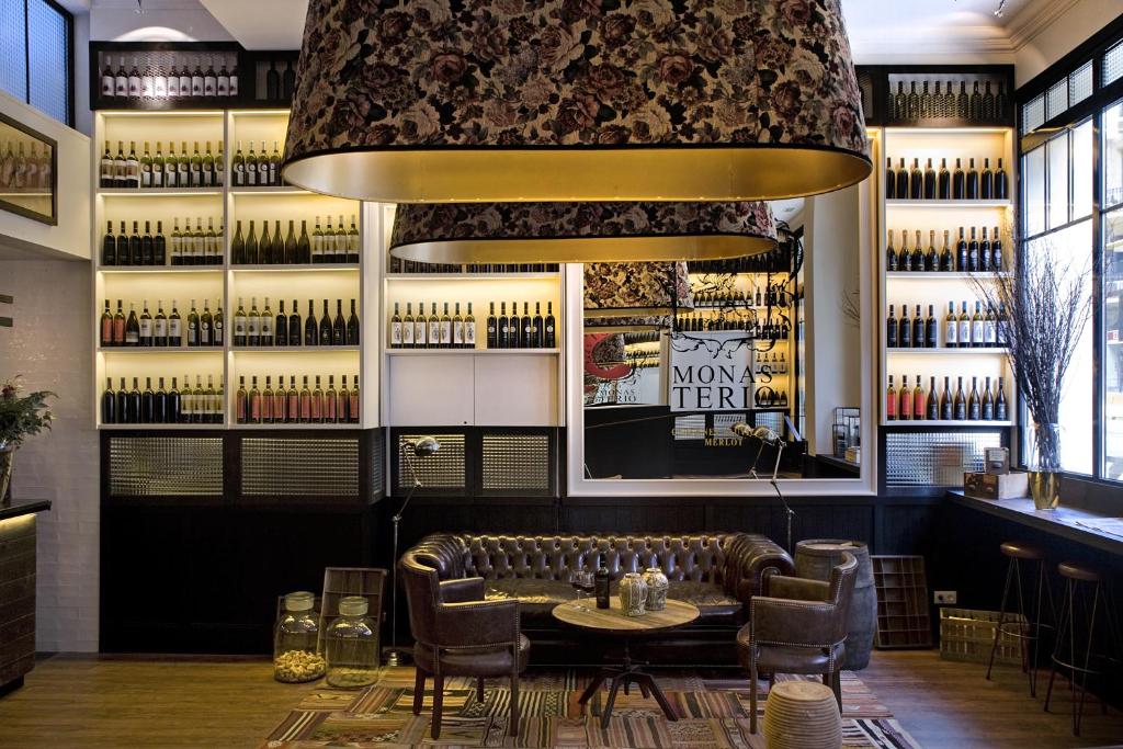 Posedenie v ubytovaní Praktik Vinoteca