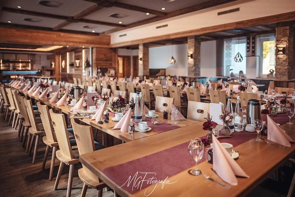 Restaurace v ubytování Hotel Gasthof zum Wulfen