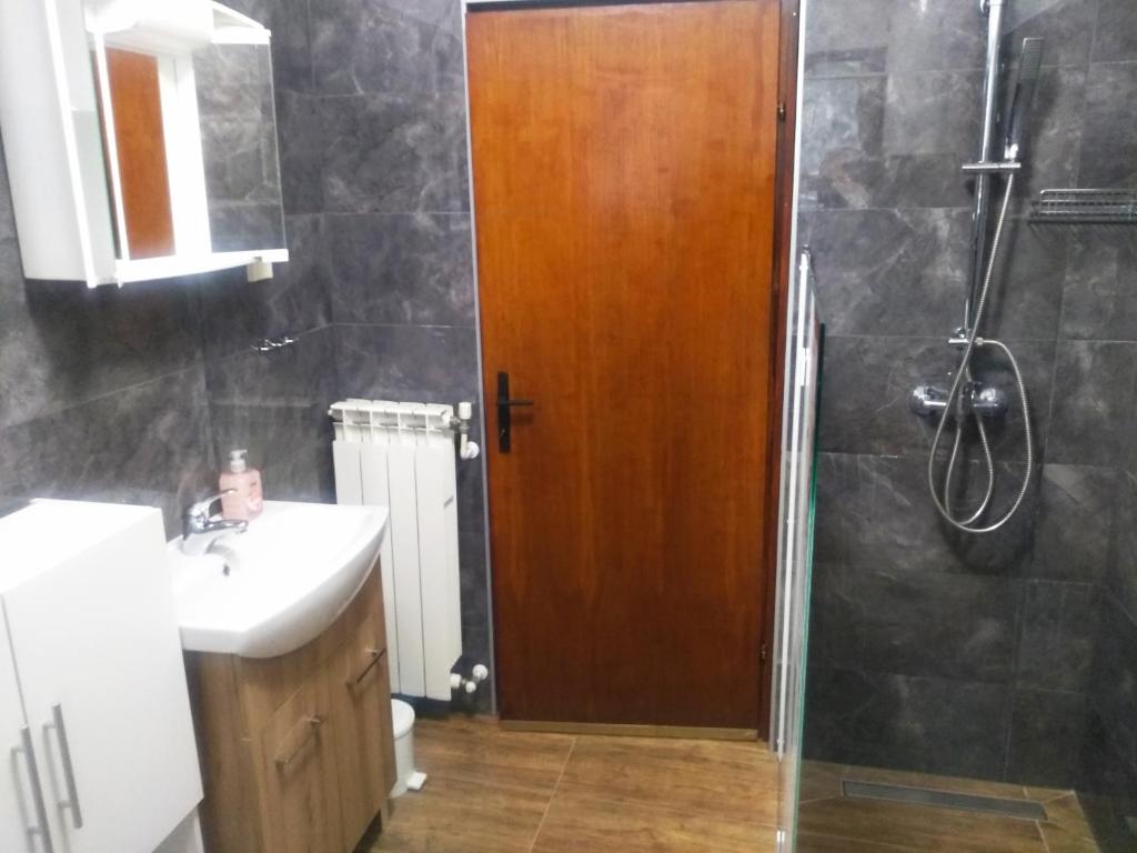 Koupelna v ubytování App Sabolic
