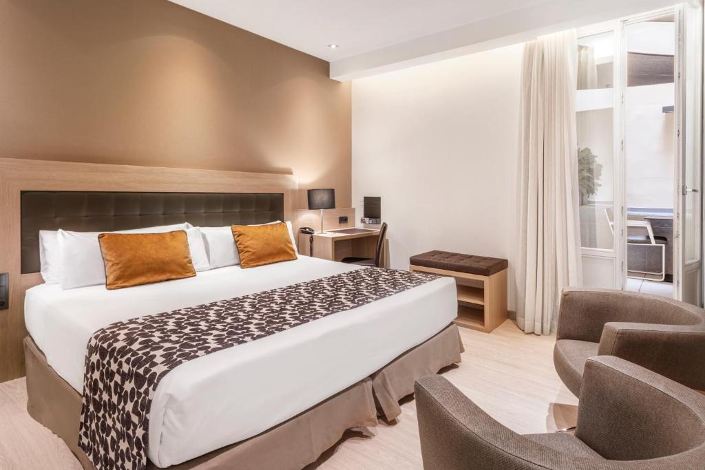 Catalonia Plaza Mayor - Resim 21