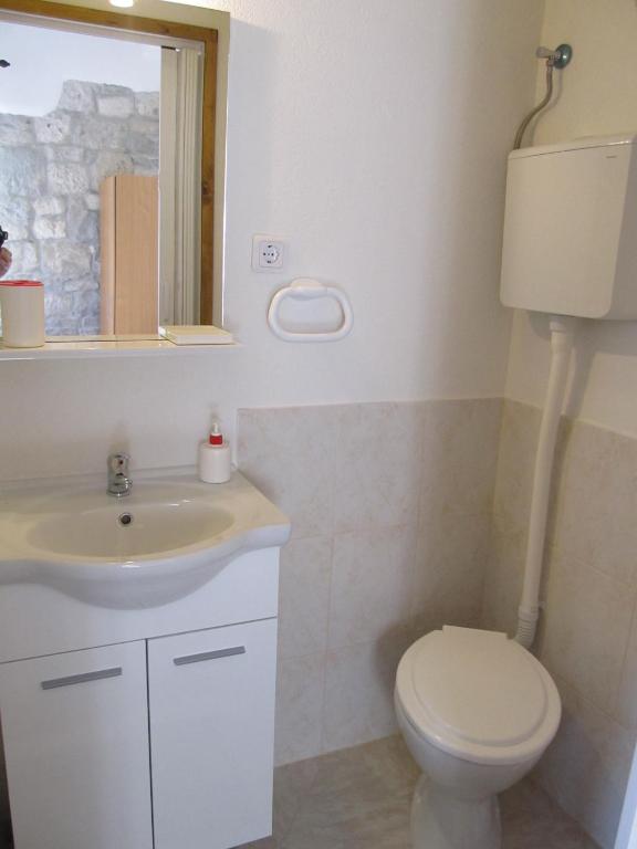 Koupelna v ubytování Guesthouse Trogir Proto-Free parking