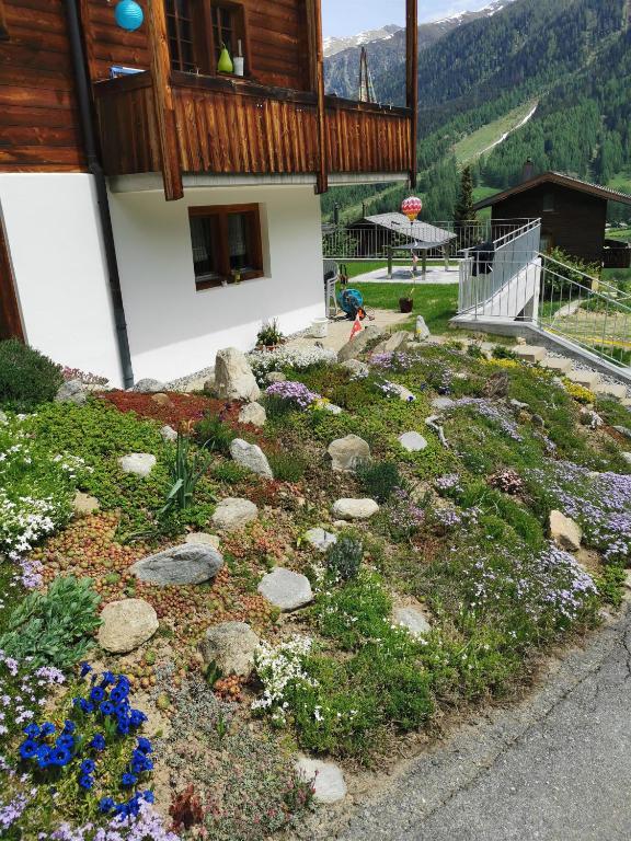 Nespecifikovaný výhled na hory nebo výhled na hory při pohledu z apartmánu
