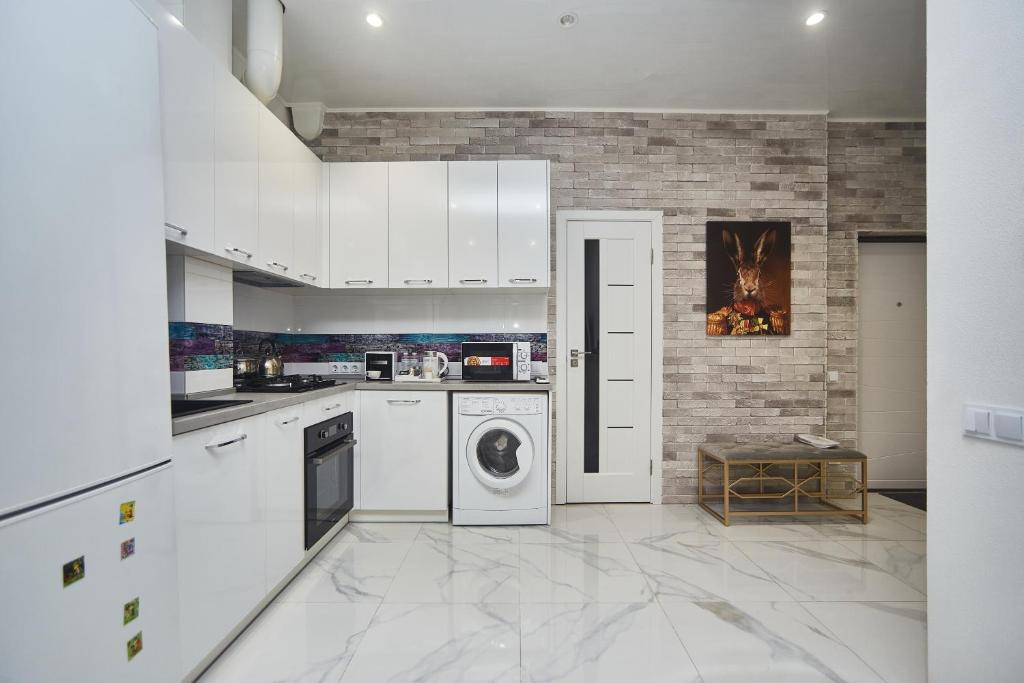 Dapur atau dapur kecil di Apartments Club Marine