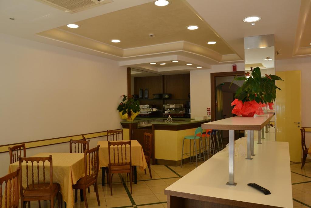 Restaurace v ubytování Hotel Ariston