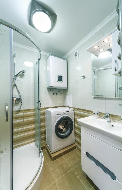 Luxrent Apartments on Lesi Ukrainki - Kiev - Deluxe Two-Bedroom Apartment - 10 L.Ukrainki Boulevard