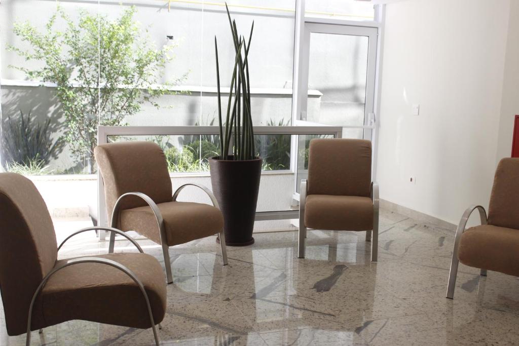  Floresta Hotel