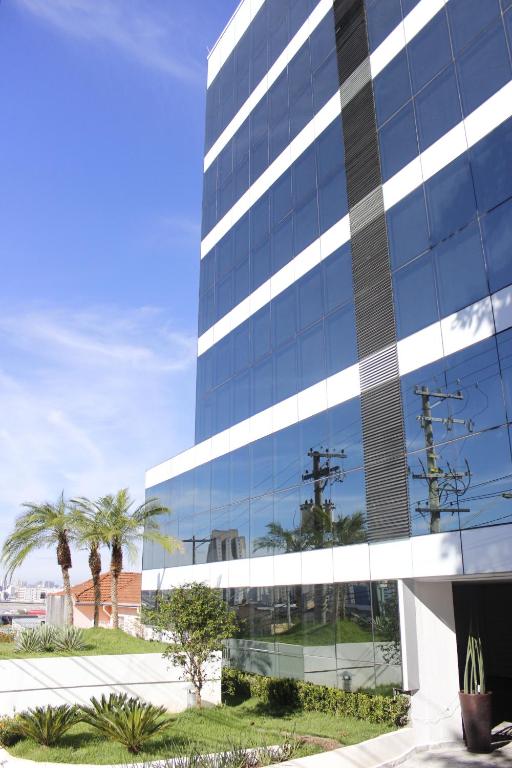  Floresta Hotel