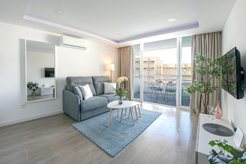 Fotografie z fotogalerie ubytování Amazing spacious 1 bedroom flat with Ocean view, 311, Ponderosa v destinaci Playa Fañabe