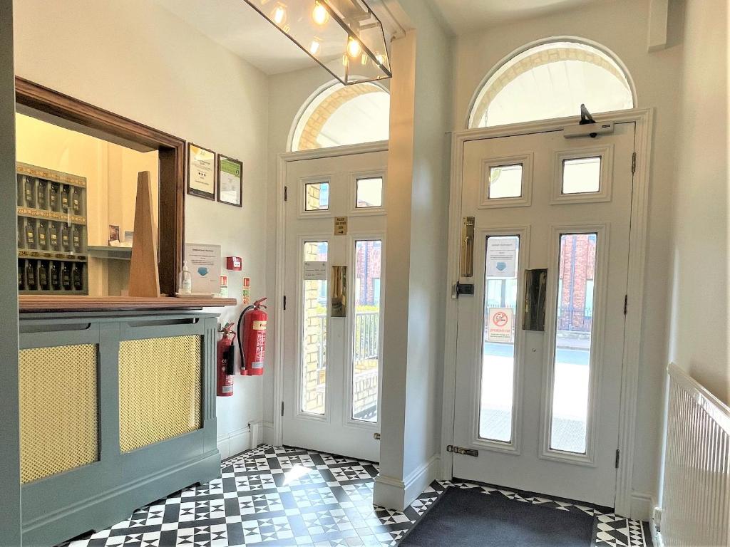 Centennial Hotel - Resim 40