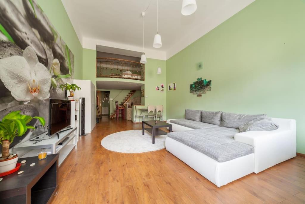 Main Street Apartment / Heart of BP 1068 Budapest, Király utca kép - 1