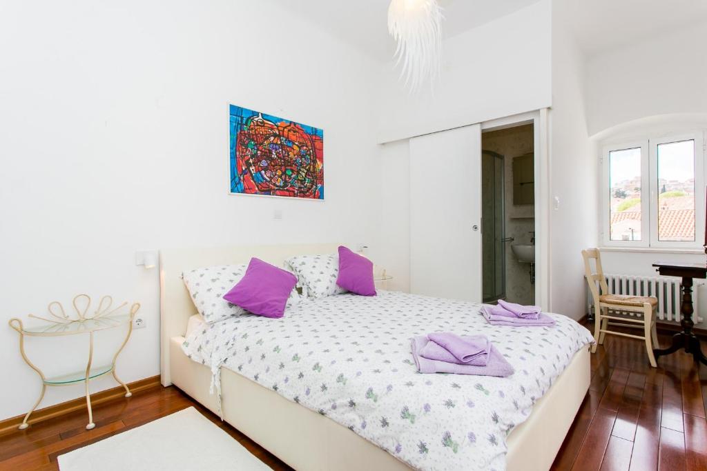 Posteľ alebo postele v izbe v ubytovaní Villa Marini Dvori - with free parking