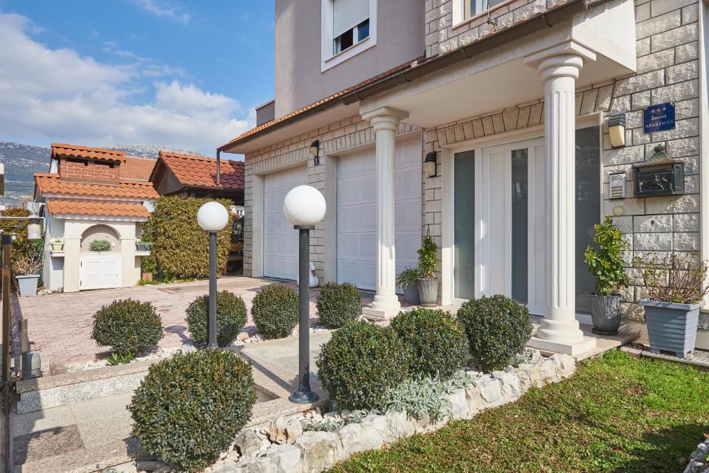 Budova, v ktorej sa apartmán nachádza