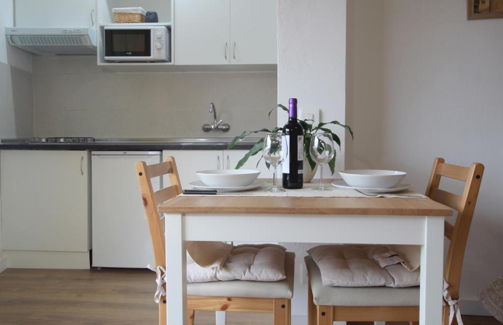 Kuchyňa alebo kuchynka v ubytovaní Apartamentos El Sol II
