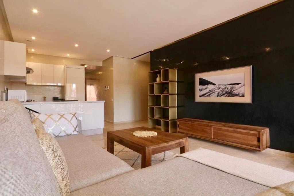 Gueliz Appartement F2 avec terrasse et piscine