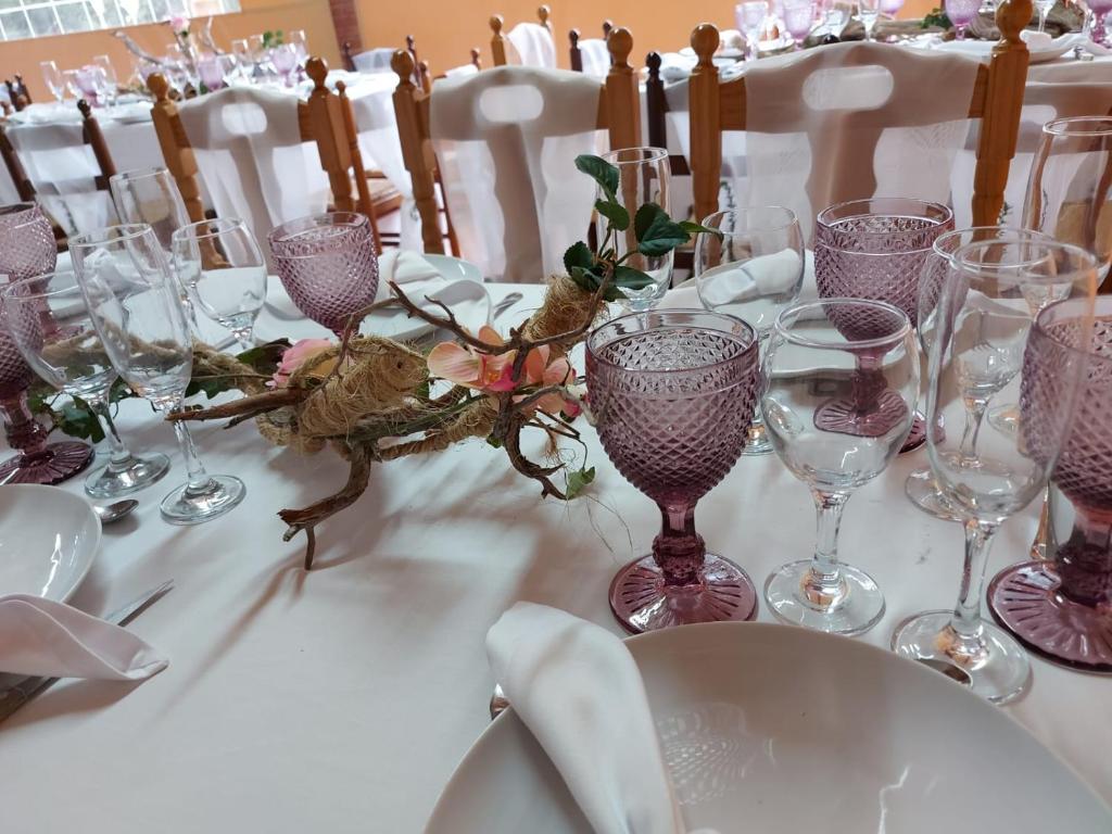 Reštaurácia alebo iné gastronomické zariadenie v ubytovaní Can Pobric