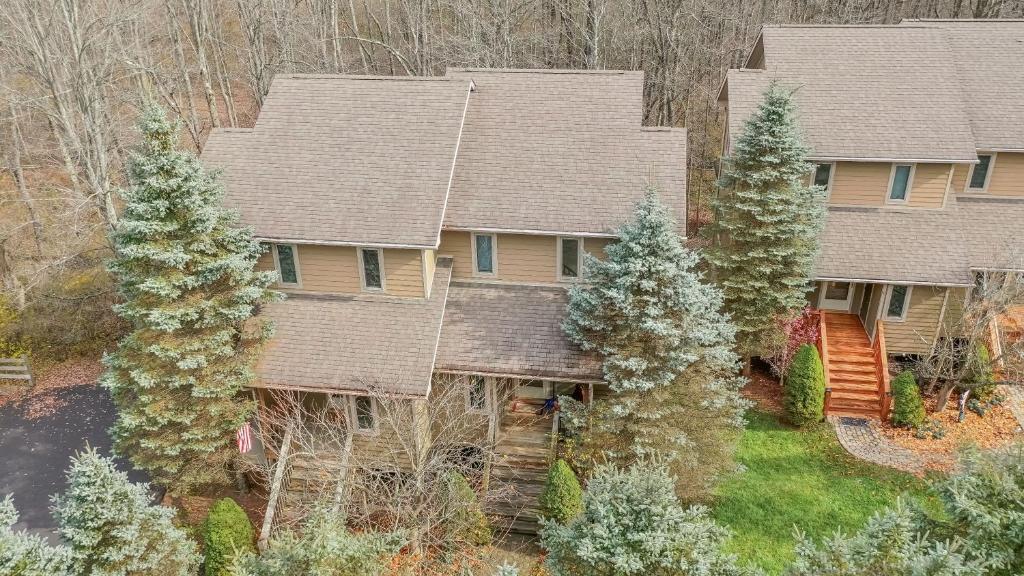an aerial view of a house with a roof at Chillaxin in McHenry