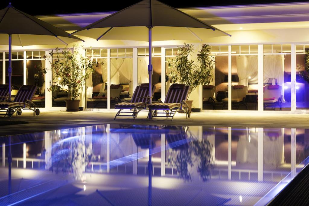Bazén v ubytování Wellnesshotel Oswald nebo v jeho okolí