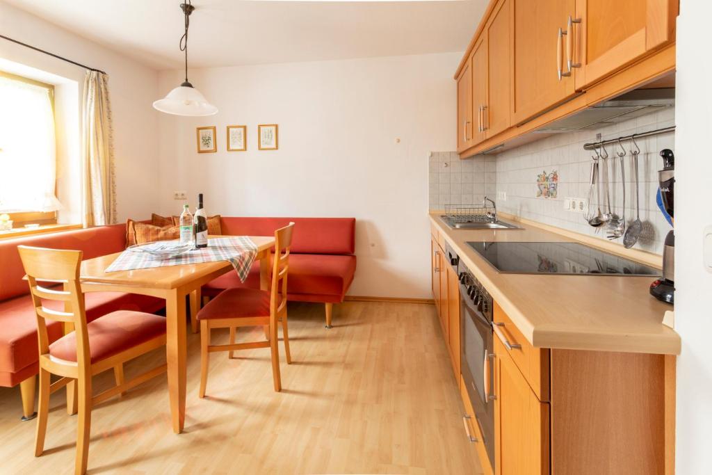 Kuchyň nebo kuchyňský kout v ubytování Kurbad und Landhaus Siass