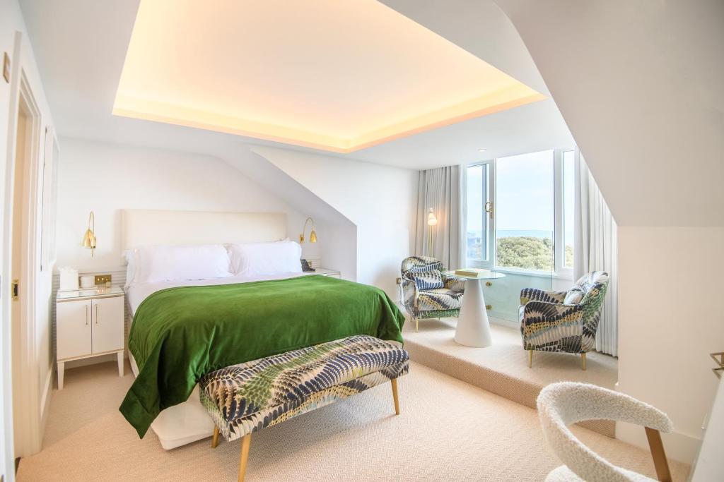 
Deluxe Double or Twin Room with Sea View
