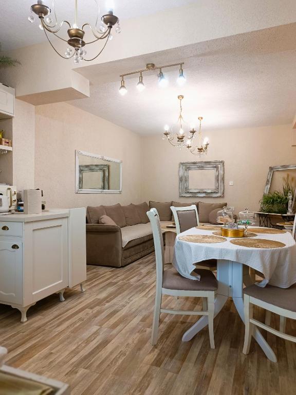 PORTO SOFIA - Two-Bedroom Apartment