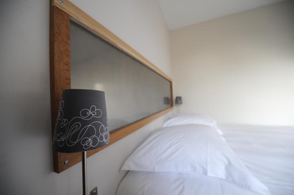 Logis Hôtel Château De Palaja - 12