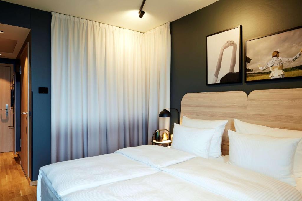 Scandic Frankfurt Hafenpark - Resim 45