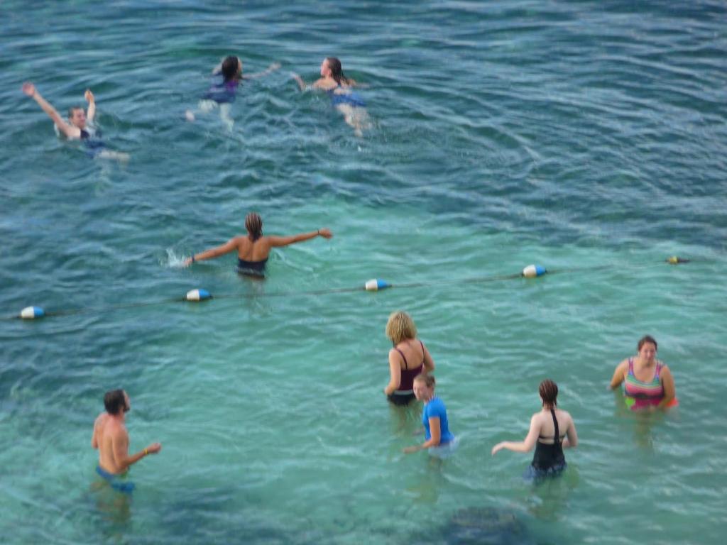 Majutusasutuse Moxons Beach Club külastajad