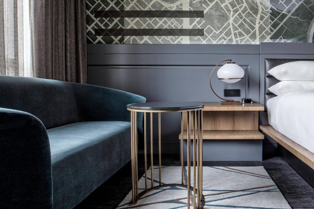 Marriott Dallas Uptown - Deluxe Gastenkamer Met 1 Koning, Uitzicht Op De Stad, Hoge Vloer