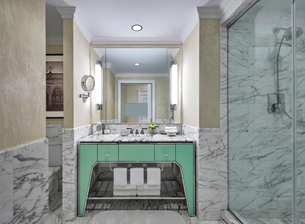 Loews Regency New York Hotel - Park Avenue Double Room With Two Double Beds