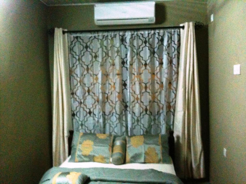 Marrets International Hotel - 