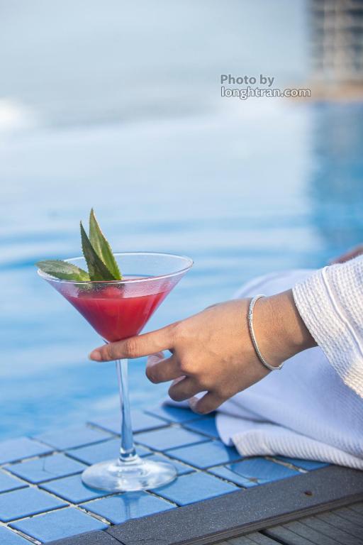 Nápoje v ubytování Grand Ocean Luxury Boutique - Infinity Rooftop Pool