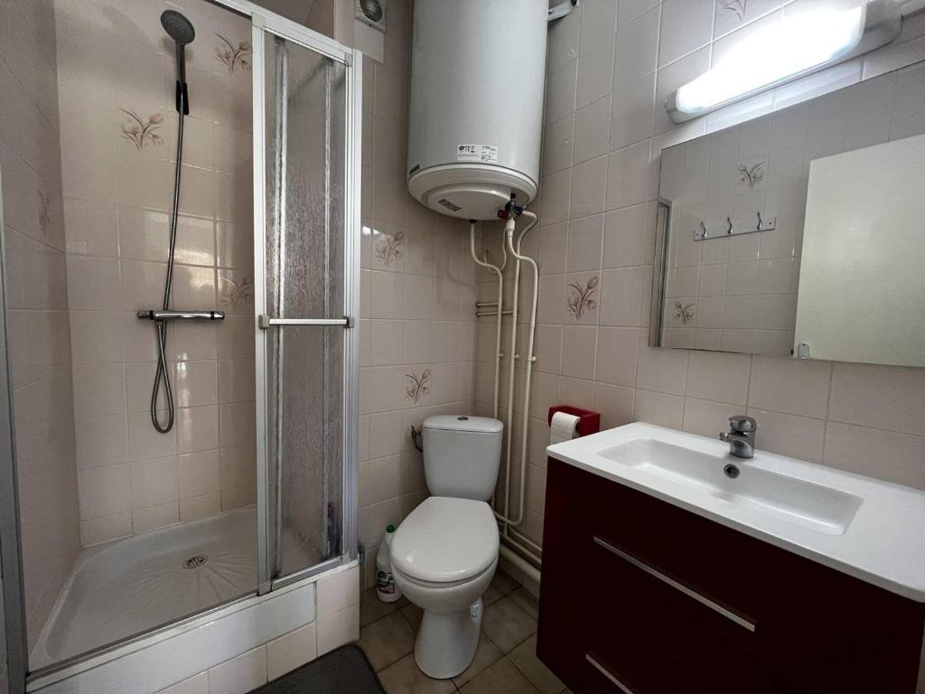 Fotografia z galérie ubytovania Appartement T2 lumineux à 300m des plages, parking privé, animaux acceptés - Argelès-sur-Mer - FR-1-388-213 v destinácii Argelès-sur-Mer