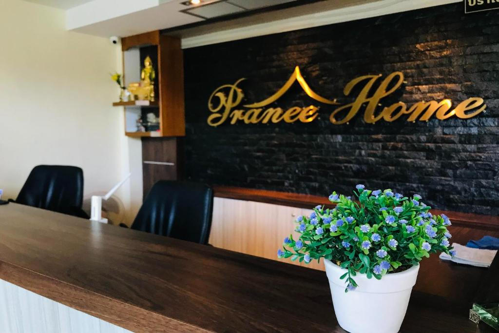 Certifikát, hodnocení, plakát nebo jiný dokument vystavený v ubytování Pranee Home Phang-nga