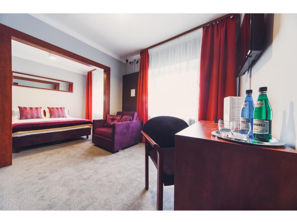 Hotel Chmielna Warsaw - Resim 26