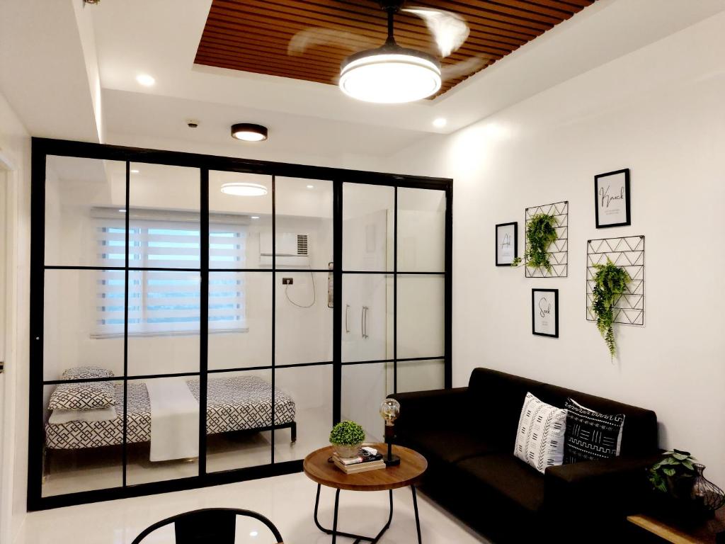Condo Studio Luxe in Princeton Residences - 