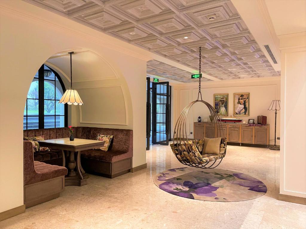 Posezení v ubytování Mercure Dalat Resort