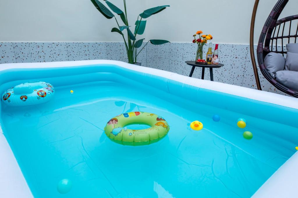 Bazén v ubytování Cheng Jin Hotel nebo v jeho okolí