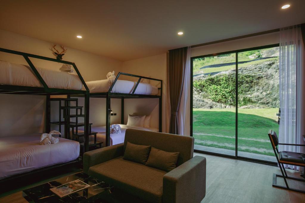 D’Endless Resotel - Sala Quadruplo Com Vista Para A Montanha