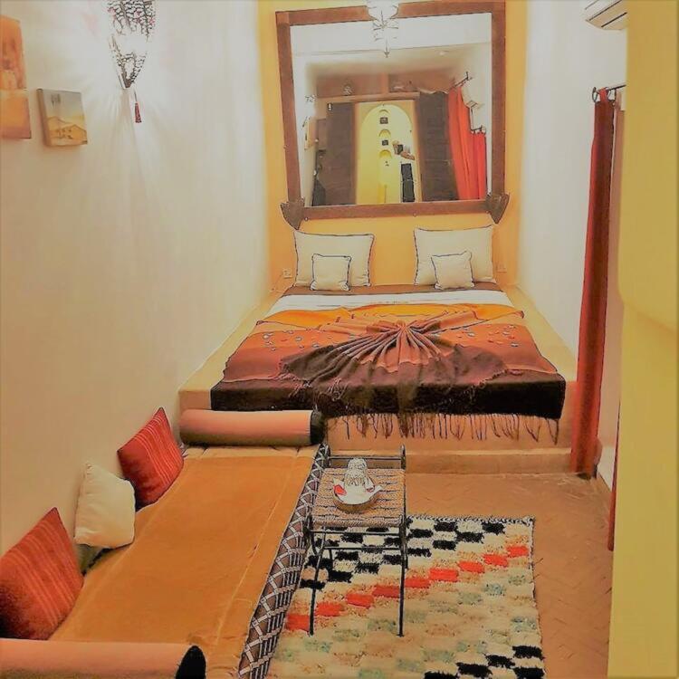 Postel nebo postele na pokoji v ubytování riad dar saba shika