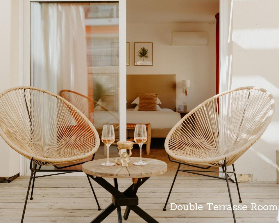 Posezení v ubytování Palm Boutique Hôtel Nice
