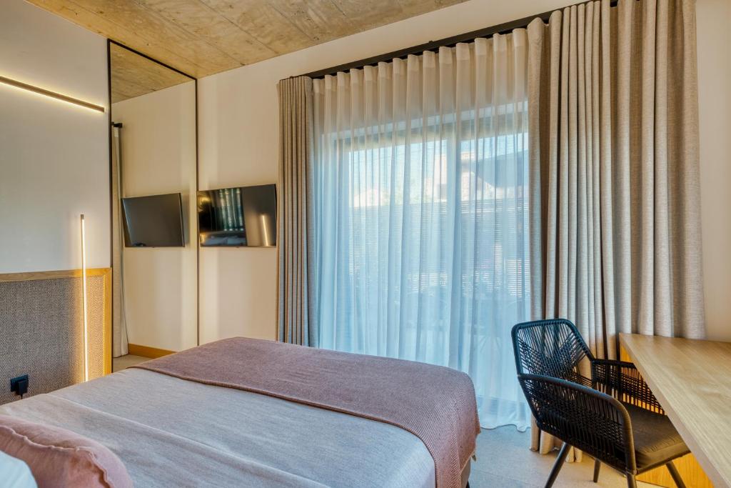 Capital Luxury Suites - 13