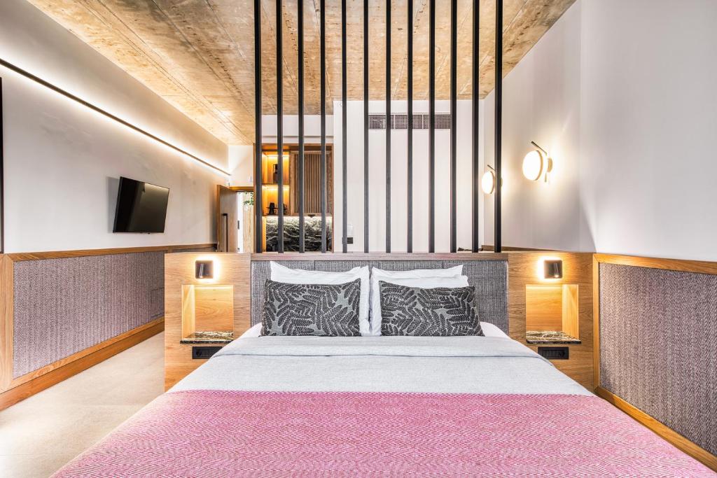 Capital Luxury Suites - 16