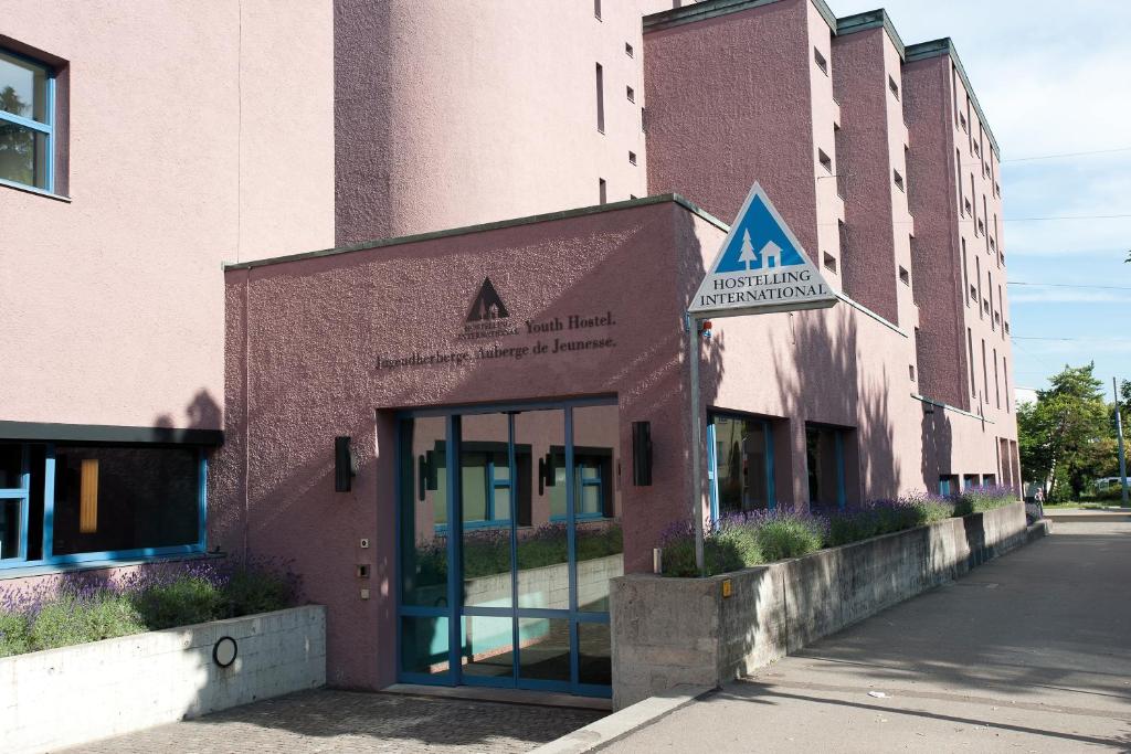 Budova, kde se hostel nachází