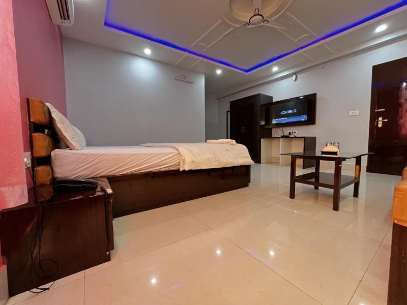 Five Star Inn - Super Deluxe Room