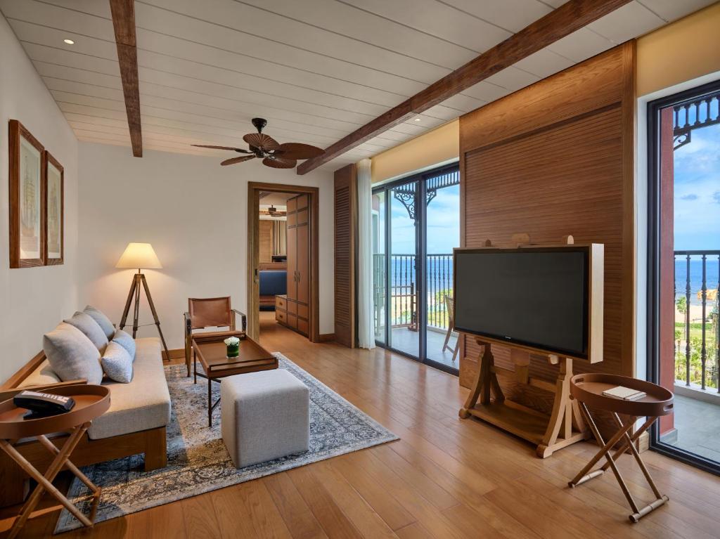 Suite Admiral Có Ban Công Nhìn Ra Biển - Miễn Phí Sử Dụng Club Lounge