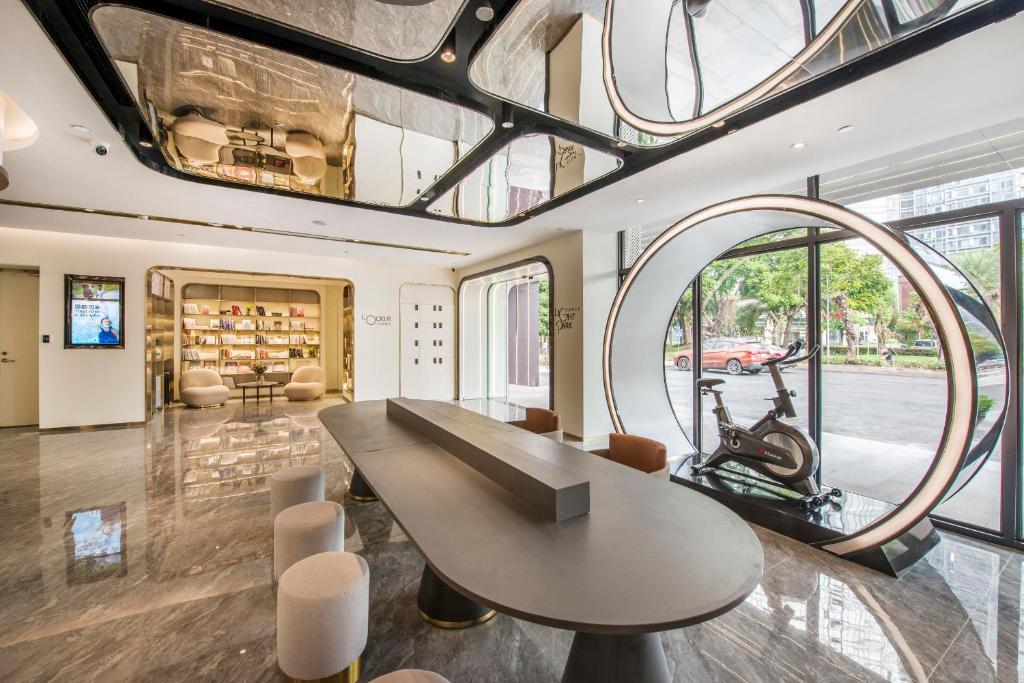 Posezení v ubytování Atour Hotel Zhuhai Gongbei Port Fuhuali CBD