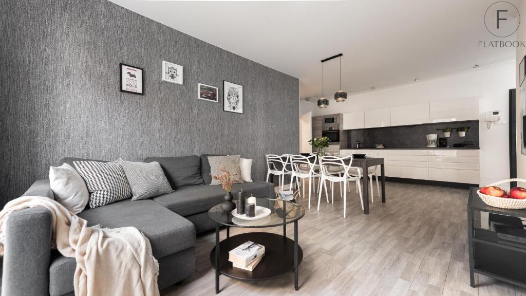 Posedenie v ubytovaní Flatbook - City Center SPA Apartments Motlawa